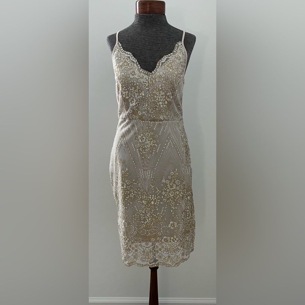 NWT  Cocktail Dress Small Beige/Nude Gold Gatsby Wedding Guest Formal